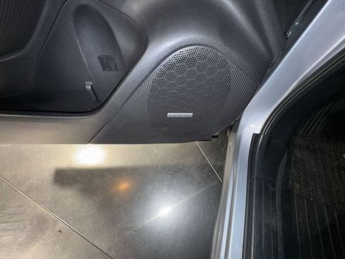 Used 2019 Subaru Forester Sport image 21