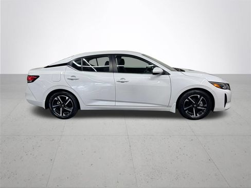 Used 2024 Nissan Sentra SV w/ All-Weather Package FWD image 8