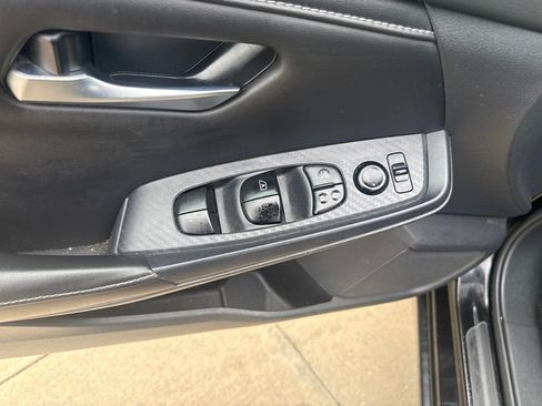 Used 2021 Nissan Sentra SV FWD image 17