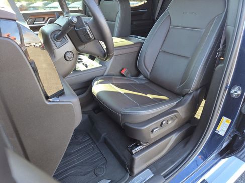 Used 2023 GMC Sierra 1500 Denali w/ Technology Package image 29