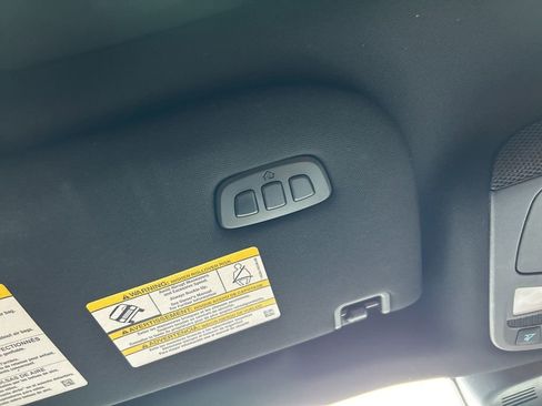 Used 2022 Ford Expedition Max Platinum AWD/4WD image 32