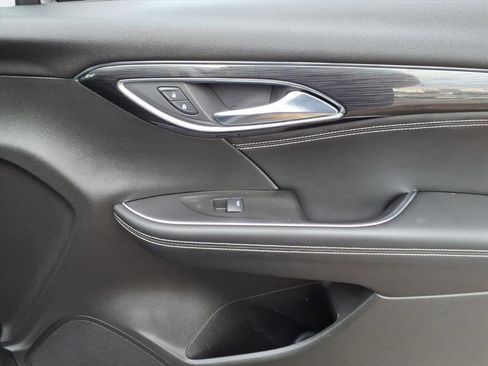 Used 2023 Buick Envision Essence image 21