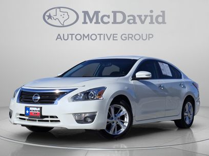 Used 2014 Nissan Altima 2.5 SL w/ Moonroof Package