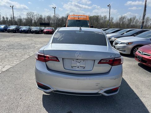 Used 2018 Acura ILX image 4