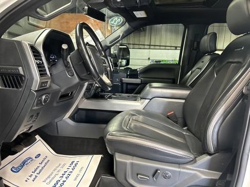 Used 2022 Ford F350 Platinum AWD/4WD image 10