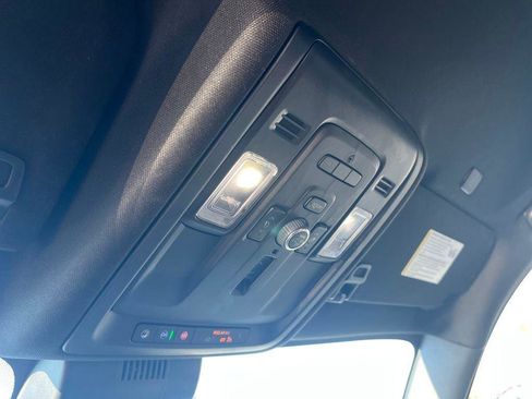 Used 2023 GMC Yukon Denali image 18