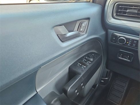 New 2025 Ford Maverick XLT w/ Black Appearance Package image 28