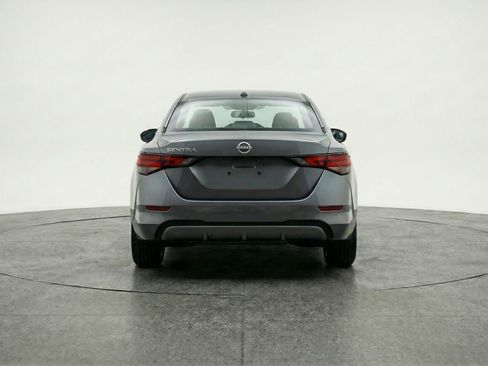 Used 2025 Nissan Sentra SV image 7