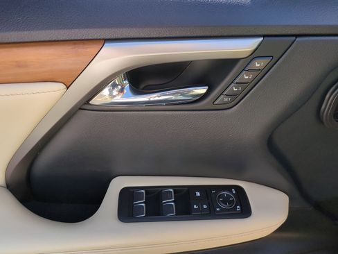 Used 2022 Lexus RX 450h AWD w/ Premium Package image 15