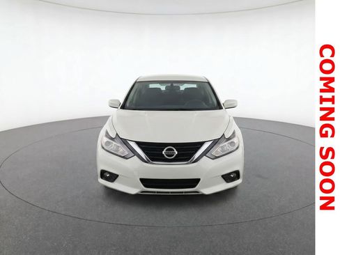 Used 2016 Nissan Altima 2.5 SR FWD image 7