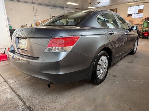 Used 2009 Honda Accord LX image 5