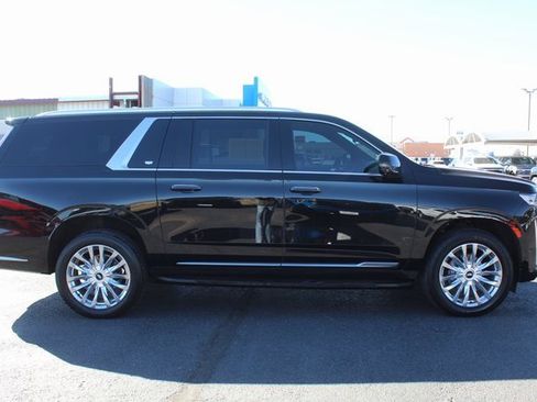 Used 2023 Cadillac Escalade ESV Premium Luxury w/ LPO, Floor Liner Package image 2