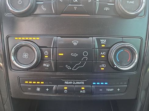 Used 2019 Ford Explorer 4WD image 26