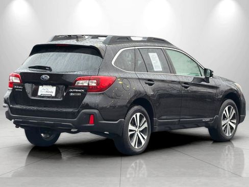 Used 2019 Subaru Outback 2.5i Limited w/ Popular Package #2 image 2