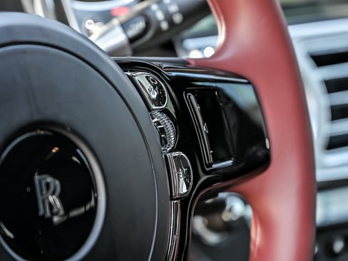 Used 2015 Rolls-Royce Ghost RWD image 26