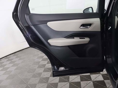 Used 2023 Nissan Ariya AWD image 26