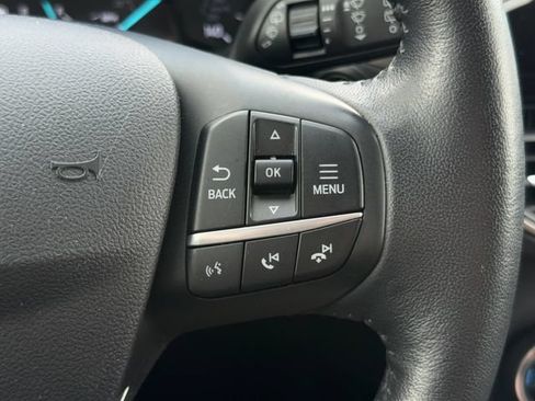Used 2021 Ford Escape SE w/ SE Sport Appearance Package FWD image 17