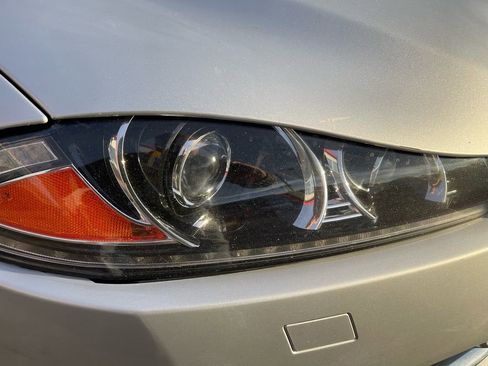 Used 2013 Jaguar XF 3.0 image 11