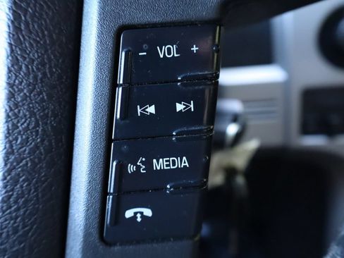 Used 2012 Ford F150 Lariat w/ Lariat Chrome Pkg AWD/4WD image 31