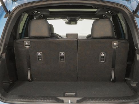 Certified 2025 Honda Pilot TrailSport image 11