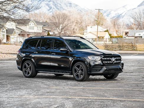 Used 2022 Mercedes-Benz GLS 450 4MATIC image 3
