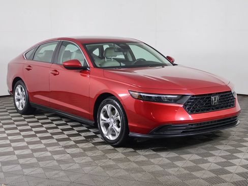 Used 2023 Honda Accord LX image 2
