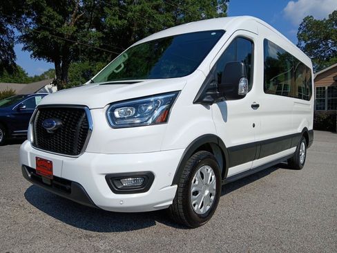Used 2023 Ford Transit 350 XLT RWD image 2