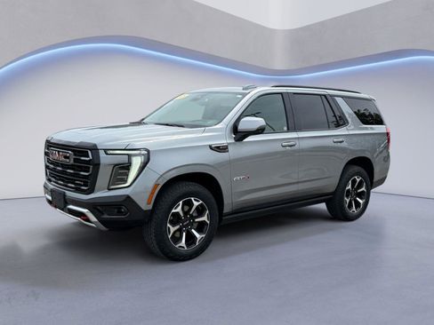 Used 2025 GMC Yukon AT4 w/ AT4 Premium Package AWD/4WD image 8