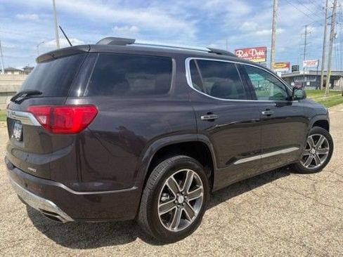 Used 2019 GMC Acadia Denali AWD/4WD image 3