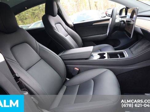 Used 2025 Tesla Model Y Long Range AWD/4WD image 28