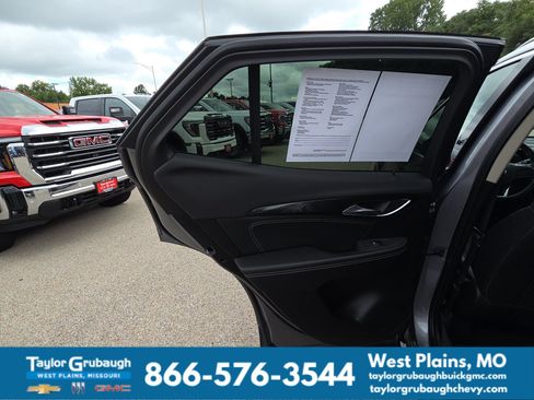 Used 2022 Buick Envision Preferred FWD image 26