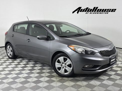 Used 2016 Kia Forte LX image 1