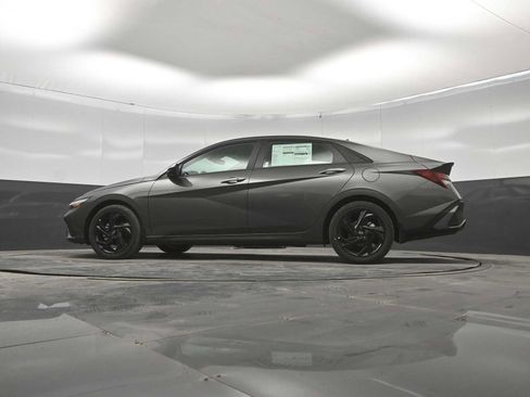 New 2026 Hyundai Elantra SEL Sport FWD image 37