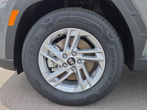 Certified 2026 Hyundai Tucson SE FWD image 6