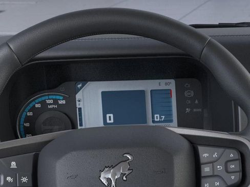 New 2025 Ford Bronco Outer Banks AWD/4WD image 13