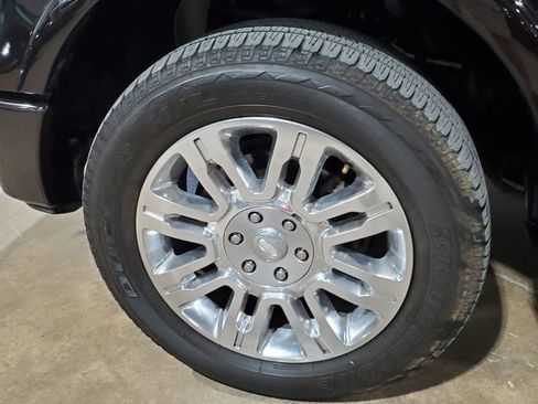 Used 2013 Ford F150 Platinum RWD image 37