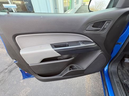 Used 2018 Chevrolet Colorado 2WD Extended Cab image 9