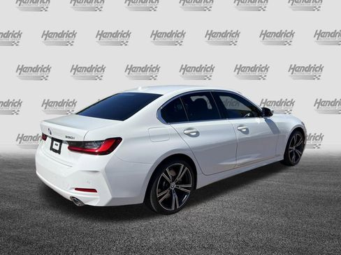 Used 2024 BMW 330i Sedan w/ Premium Package RWD image 10