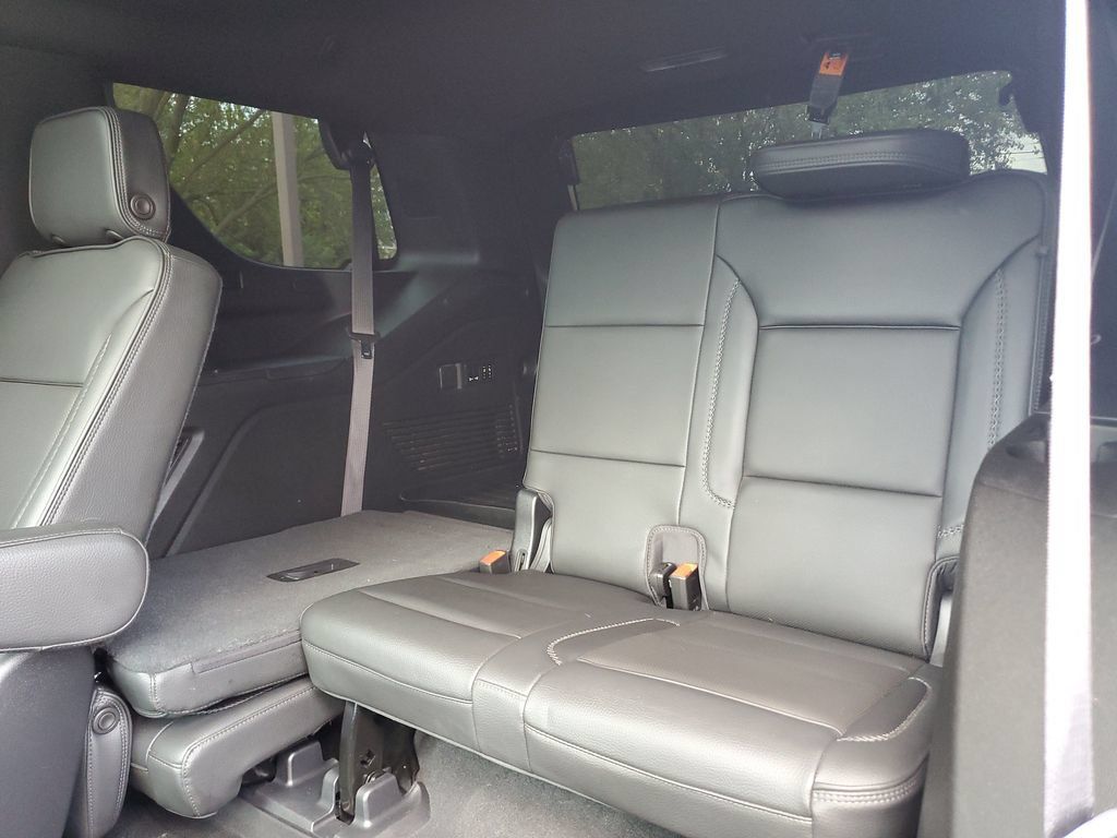 Used 2021 GMC Yukon Denali AWD/4WD image 10