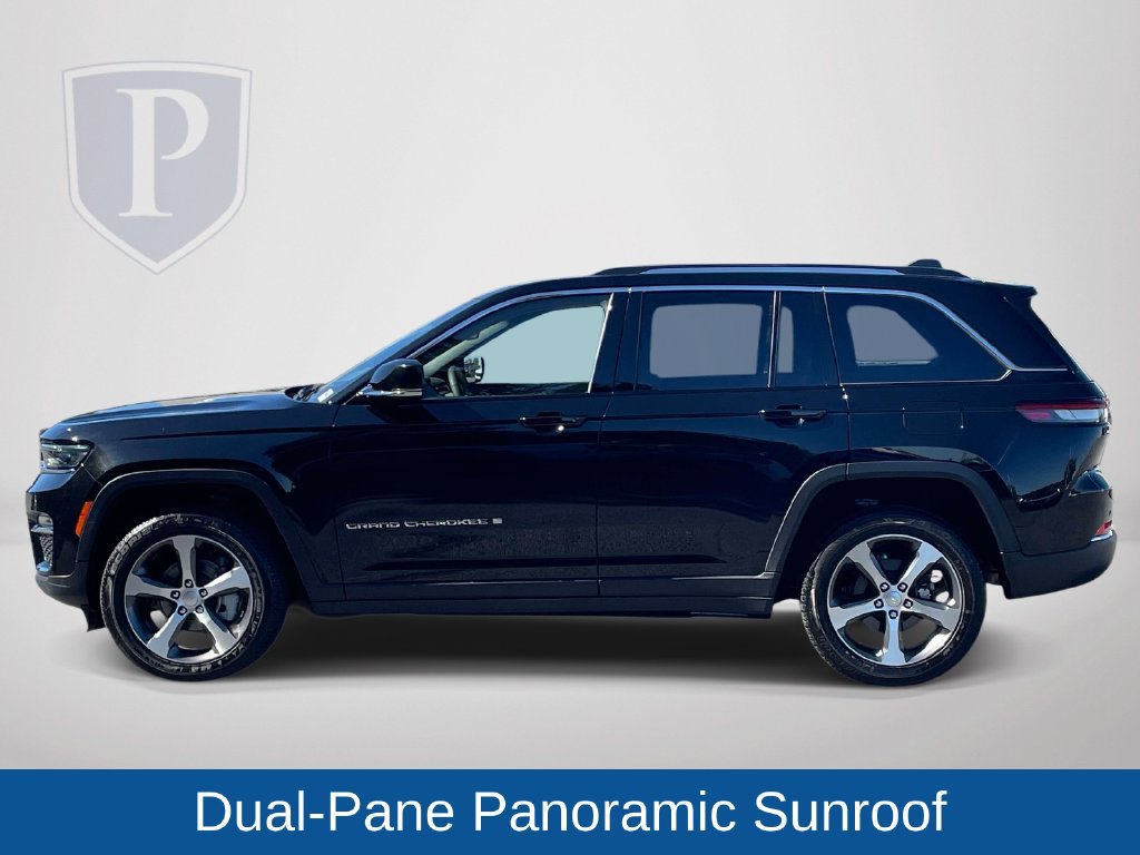 Used 2023 Jeep Grand Cherokee Limited AWD/4WD image 5