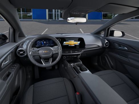 New 2026 Chevrolet Equinox EV LT w/ Comfort Package image 39