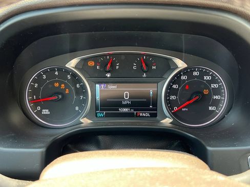 Used 2019 GMC Acadia SLT FWD image 16