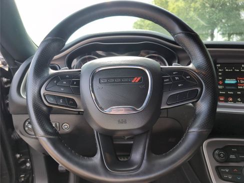 Used 2022 Dodge Challenger R/T Scat Pack RWD image 29