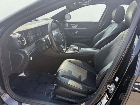 Used 2017 Mercedes-Benz E 300 4MATIC image 10