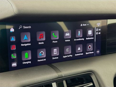 Used 2024 Porsche Taycan image 18