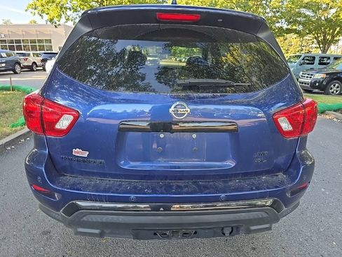 Used 2019 Nissan Pathfinder SL AWD/4WD image 7