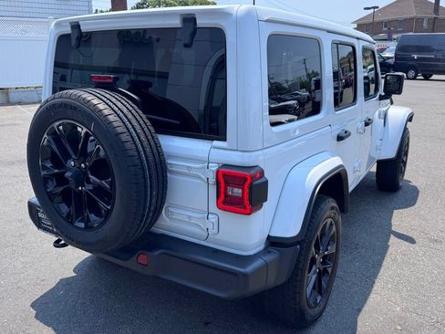 Certified 2025 Jeep Wrangler Unlimited Sahara w/ Safety Group AWD/4WD image 7