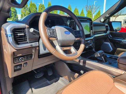 Used 2025 Ford F150 King Ranch w/ FX4 Off-Road Package image 23