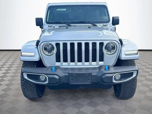 Used 2023 Jeep Wrangler Unlimited Sahara w/ Cold Weather Group AWD/4WD image 2