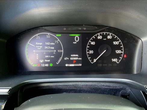 Used 2023 Honda CR-V Sport Touring image 13